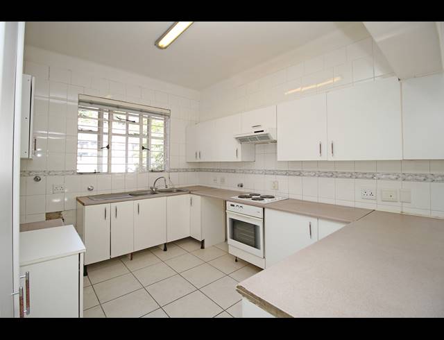 3 BEDROOM APARTMENT FOR SALE IN HOUGHTON ESTATE